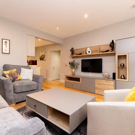 شقة Joivy Splendid Flat Near Edinburgh Castle المظهر الخارجي الصورة