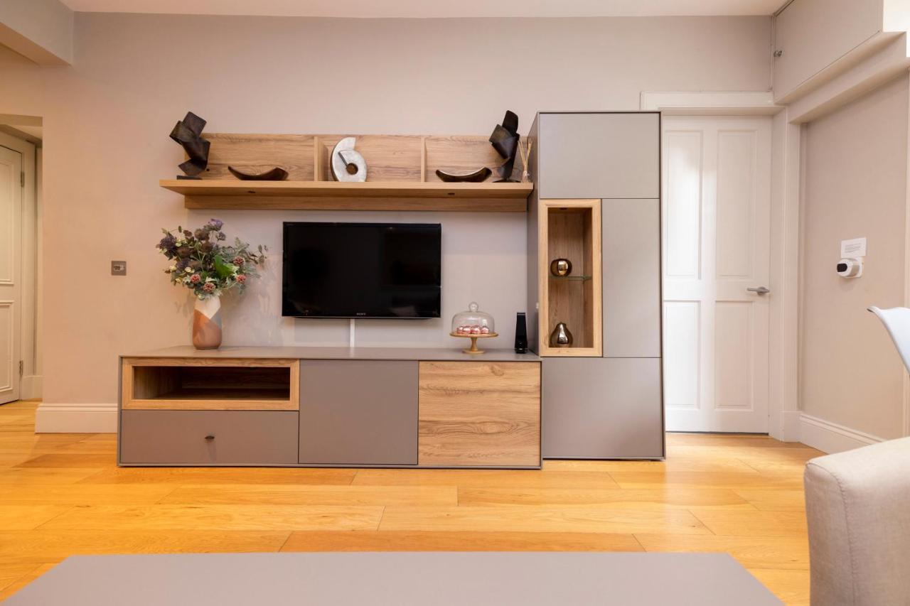 شقة Joivy Splendid Flat Near Edinburgh Castle المظهر الخارجي الصورة